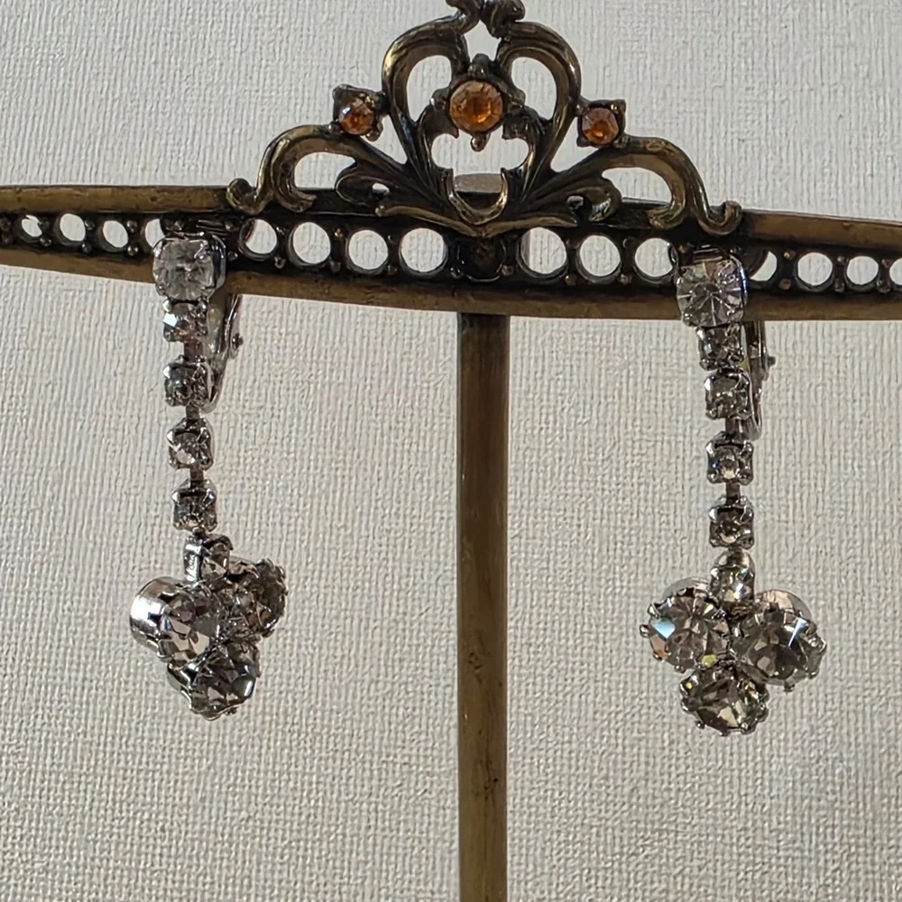 Vintage 1940's Rhinestone Silver Tone Dangle Clip on Earrings…